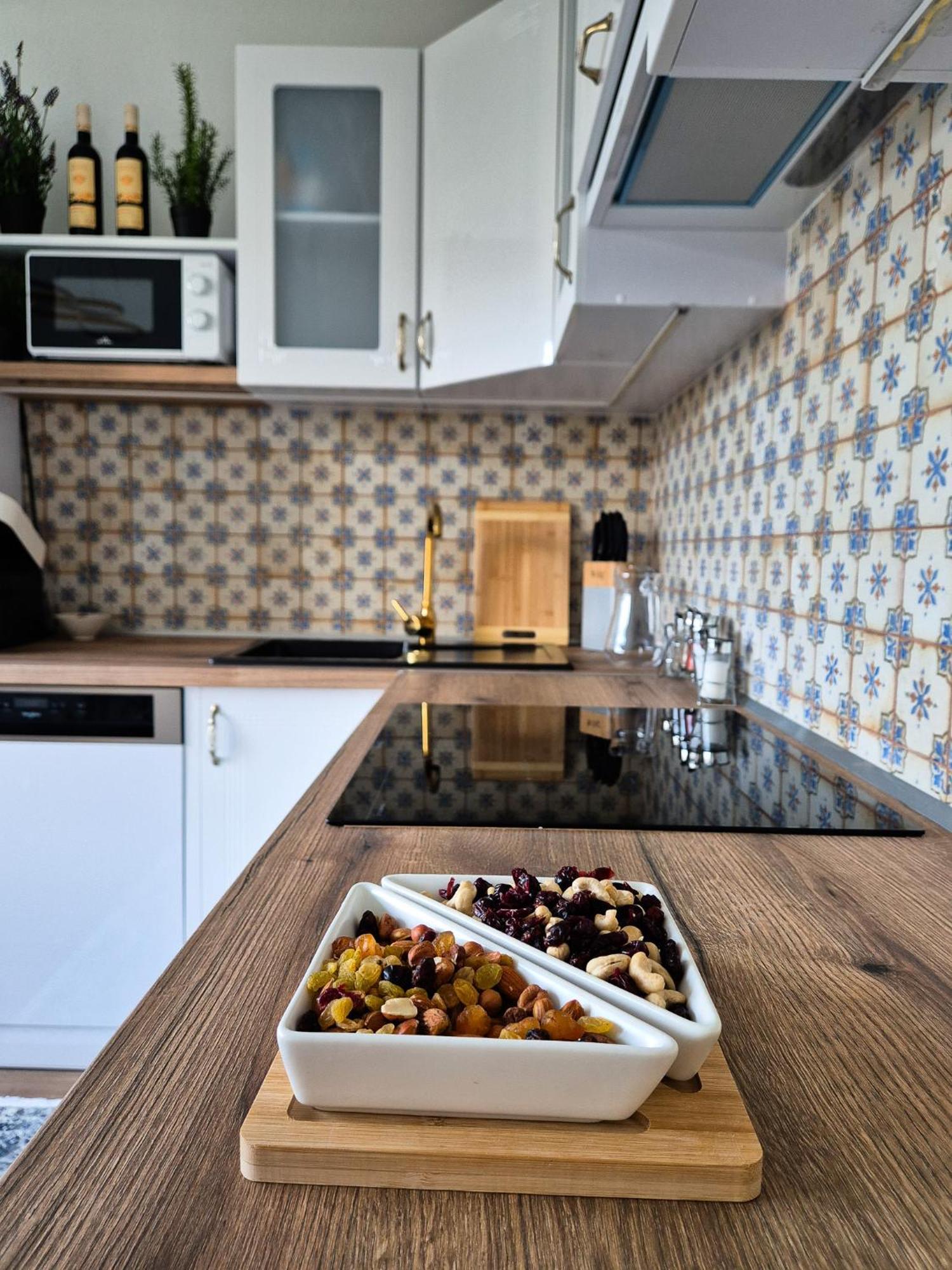 Apartman Lesa Brezno Exteriör bild